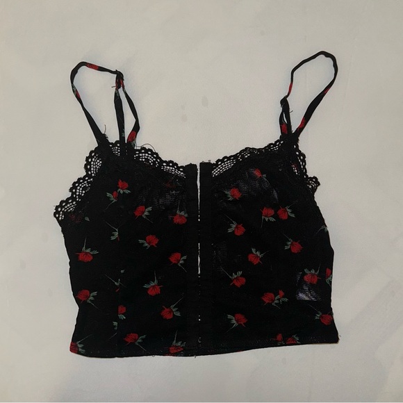 Valencia crop top Princess Polly - Picture 2 of 6